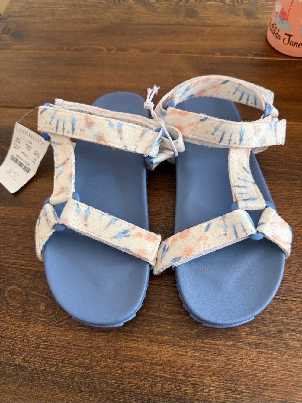 Crewcuts Girls Blue Sandals with Pastel Tie-Dye Straps Sz 4 big kids nwt